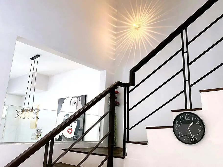 Shamrock Breeze Villa 2: Coastal Haven For 25 Guests باتو فيرينغي
